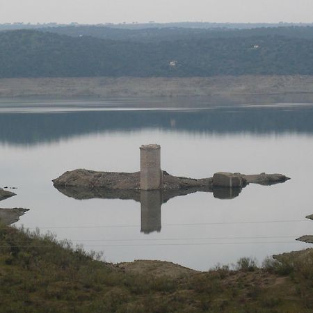 Отель Hospederia Puente De Alconetar Garrovillas De Alconetar Экстерьер фото